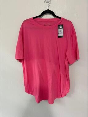 Under armour women’s short sleeve size XXL NWT $40 retail